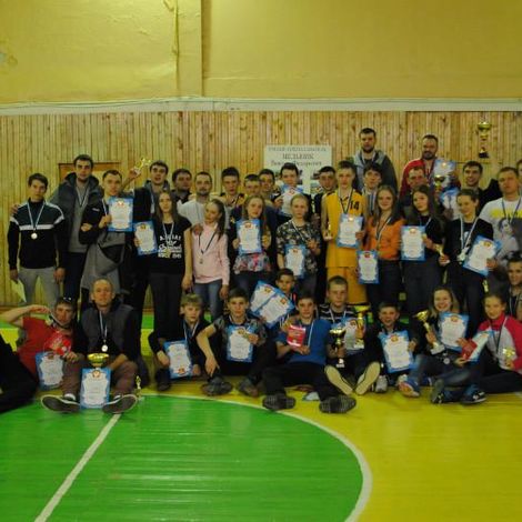 2 апреля состоялся 12 открытый городской турнир по баскетболу памяти Виктора Мельника.