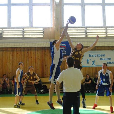 2 апреля состоялся 12 открытый городской турнир по баскетболу памяти Виктора Мельника. .